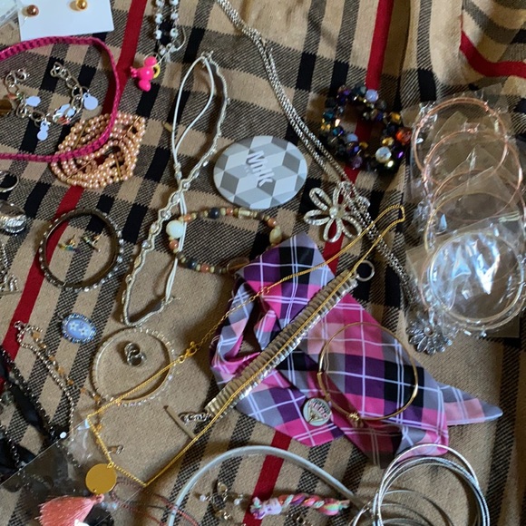 Mixed Box Jewelry for Adults & Children - Picture 3 of 3